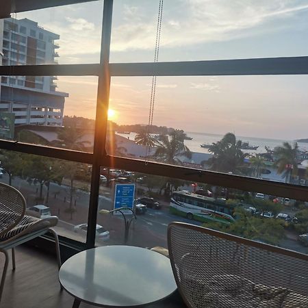 Space Cap Hotel Kota Kinabalu Ngoại thất bức ảnh