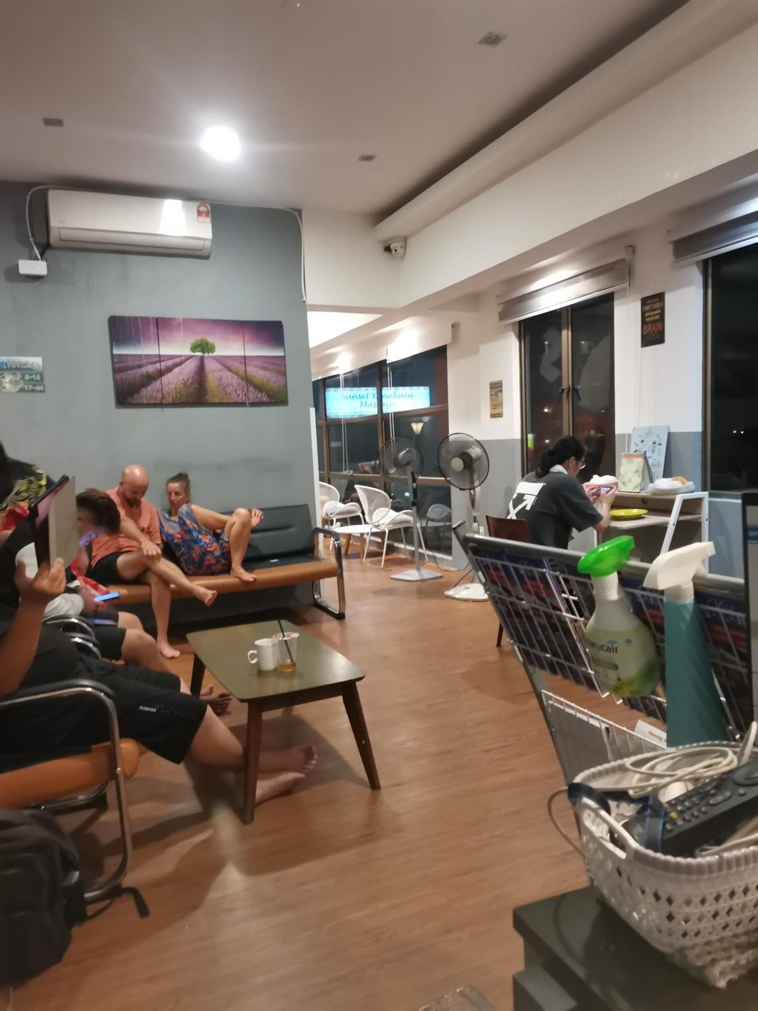 Space Cap Hotel Kota Kinabalu Ngoại thất bức ảnh