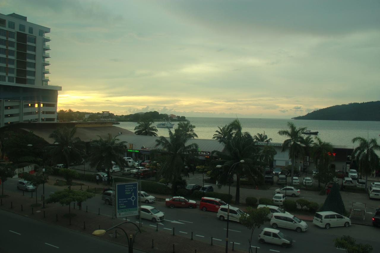 Space Cap Hotel Kota Kinabalu Ngoại thất bức ảnh